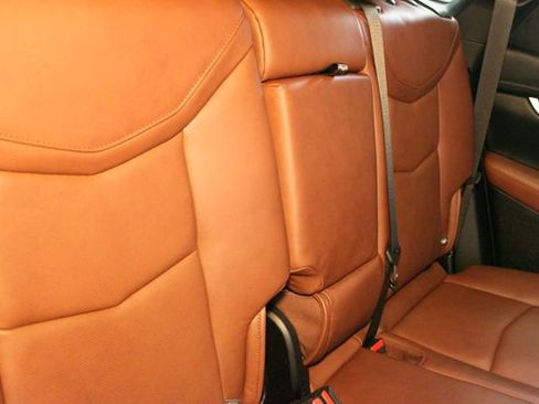Used 2022 Cadillac XT5 Premium Luxury w/ Technology Package image 14