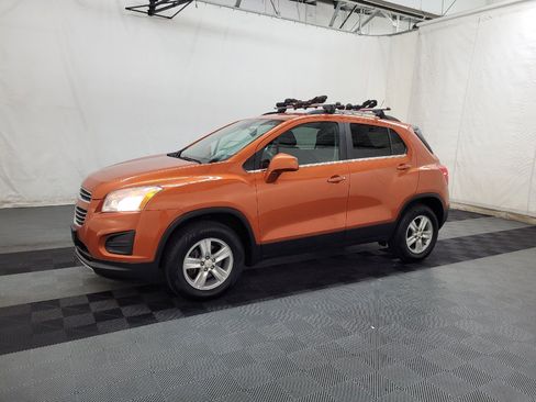 Used 2015 Chevrolet Trax LT AWD/4WD image 2