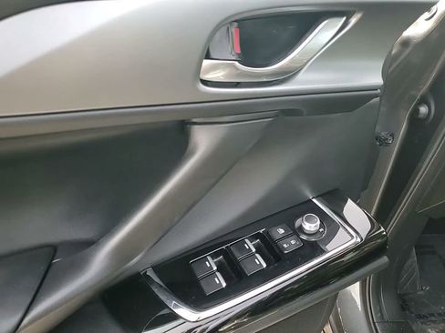 Used 2021 MAZDA CX-9 Touring image 12