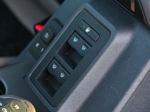 Used 2022 Ford Bronco Wildtrak image 23