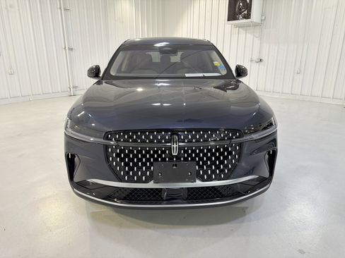 Used 2022 Lincoln Corsair Reserve w/ Equipment Group 201A AWD/4WD image 8