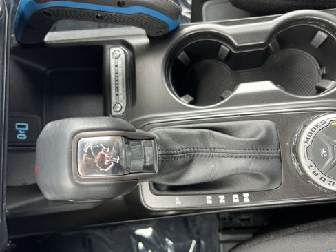 Used 2023 Ford Bronco Outer Banks image 22