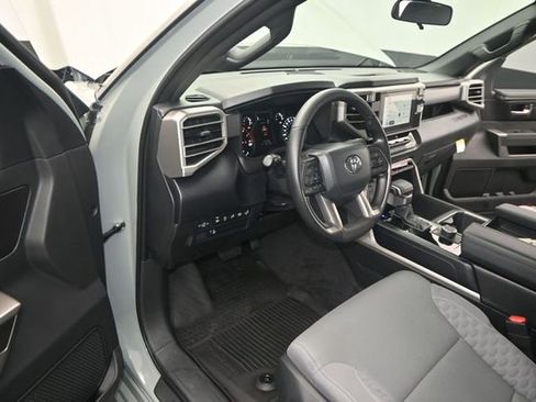 Used 2025 Toyota Tundra SR5 w/ SR5 Convenience Package RWD image 5