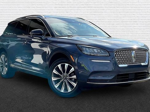 Used 2022 Lincoln Corsair Reserve w/ Elements Package FWD image 3