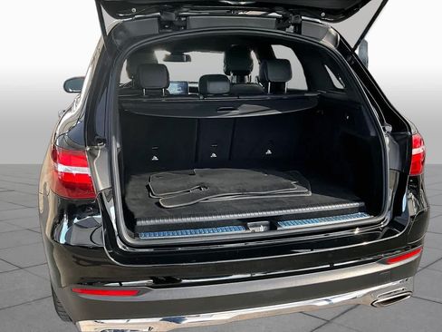 Used 2019 Mercedes-Benz GLC 350e 4MATIC image 37