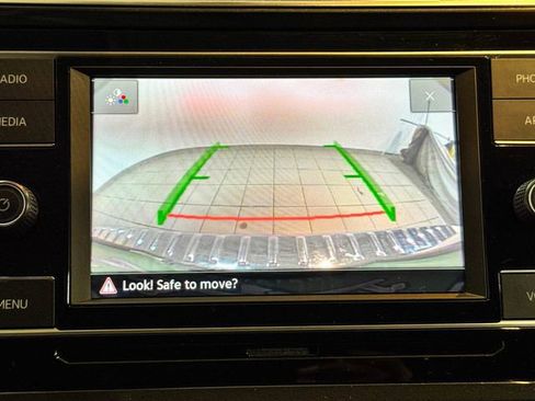 Used 2023 Volkswagen Tiguan S image 6