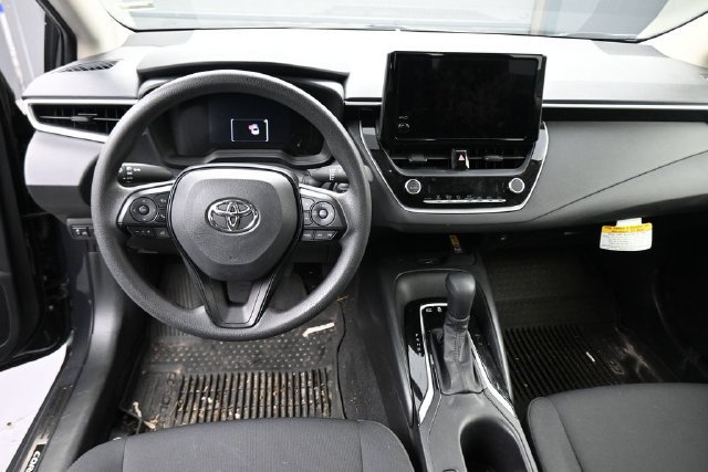 Used 2026 Toyota Corolla LE w/ LE Premium Package FWD image 20