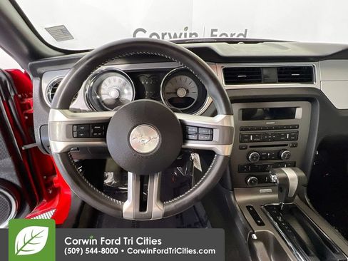 Used 2012 Ford Mustang Premium RWD image 21