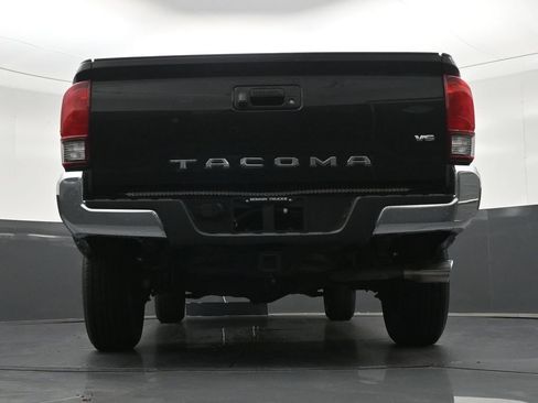 Used 2021 Toyota Tacoma SR5 RWD image 26
