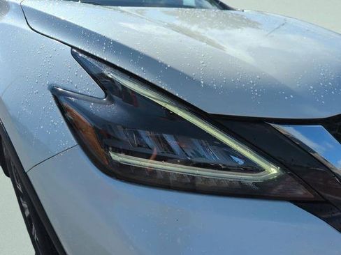 Certified 2024 Nissan Murano SV image 17
