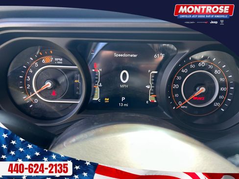 New 2026 Jeep Wrangler Unlimited Sahara AWD/4WD image 15