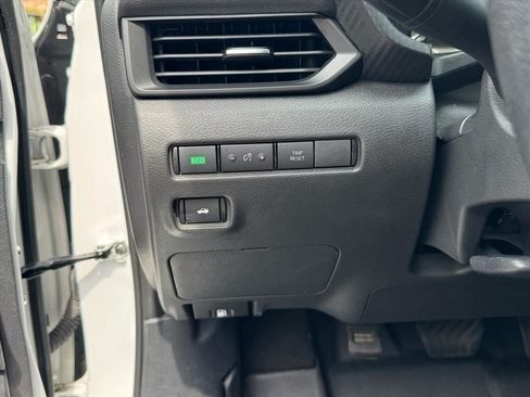 Used 2024 Nissan Sentra S FWD image 25