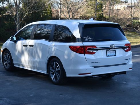 Used 2022 Honda Odyssey Touring image 5