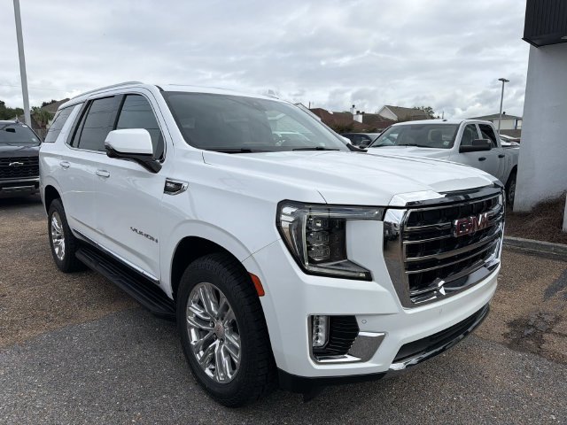 Used 2022 GMC Yukon SLT w/ SLT Premium Package RWD image 4