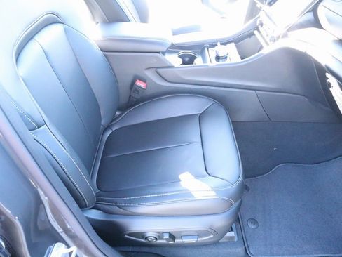 New 2025 Jeep Grand Cherokee L Limited AWD/4WD image 15