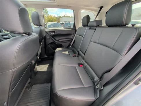 Used 2015 Subaru Forester 2.5i Limited image 18