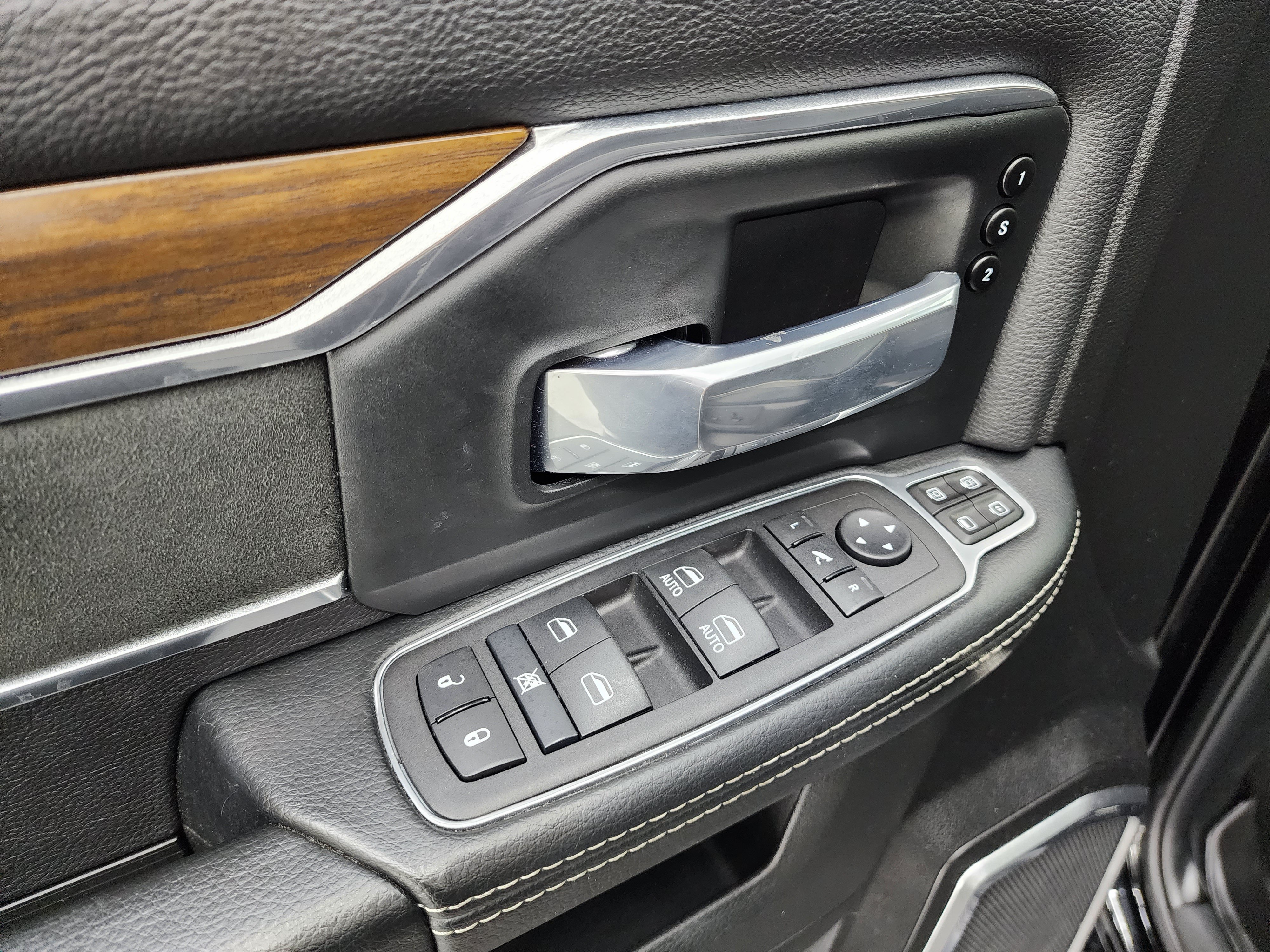 Used 2024 RAM 2500 Laramie w/ Protection Group AWD/4WD image 45