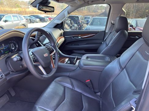 Used 2020 Cadillac Escalade Premium Luxury image 9