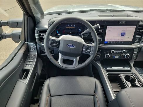 New 2026 Ford F250 Lariat w/ Black Appearance Package AWD/4WD image 10