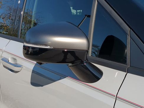 New 2026 Kia Carnival SX Prestige image 13