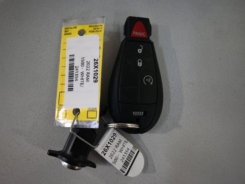 Used 2022 RAM 1500 Classic SLT AWD/4WD image 26