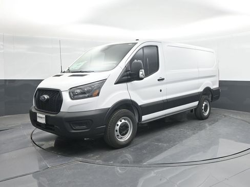 New 2025 Ford Transit 350 Low Roof RWD image 28