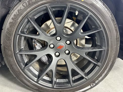 Used 2018 Dodge Charger R/T Scat Pack w/ Dynamics Package RWD image 31