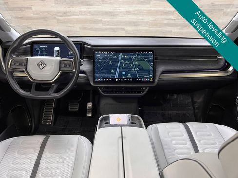 Used 2023 Rivian R1S Adventure image 2