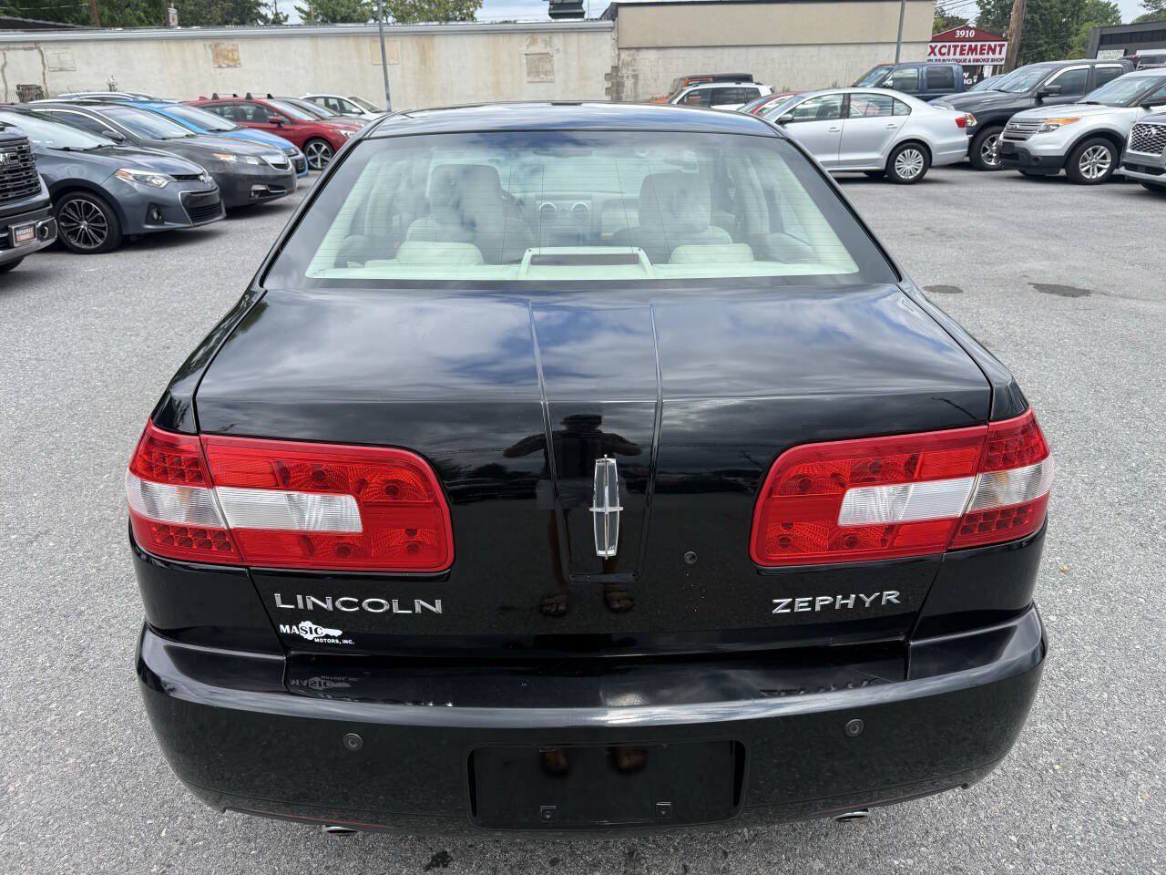 Used 2006 Lincoln Zephyr FWD image 4