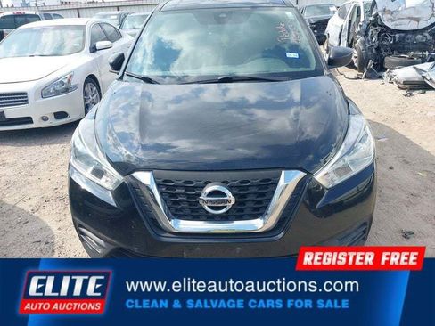 Used 2020 Nissan Kicks S FWD image 24