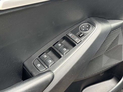 New 2026 Kia Seltos LX AWD/4WD image 17