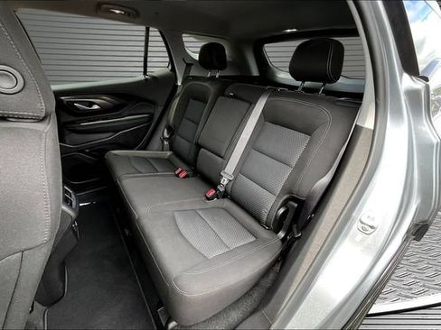Used 2024 GMC Terrain SLE w/ Driver Convenience Package AWD/4WD image 21