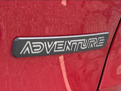Used 2024 Toyota RAV4 Adventure image 9