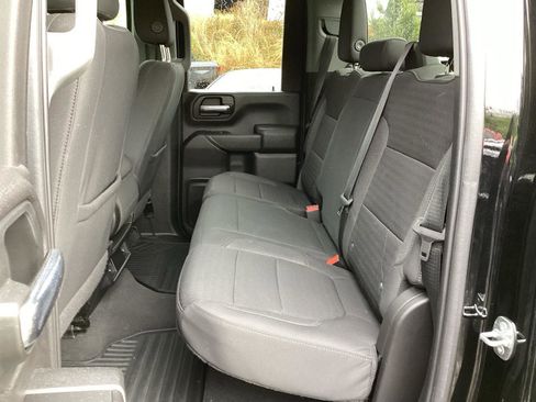 Used 2022 Chevrolet Silverado 2500 Custom w/ Custom Value Package AWD/4WD image 5