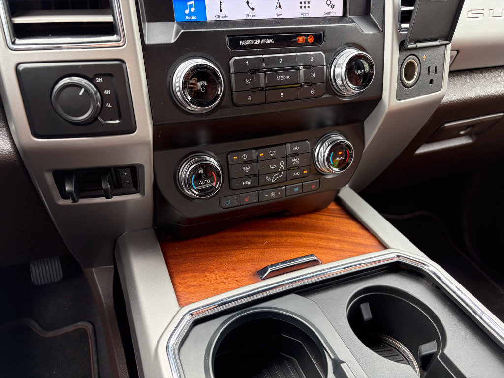 Used 2019 Ford F450 King Ranch w/ King Ranch Ultimate Package AWD/4WD image 22