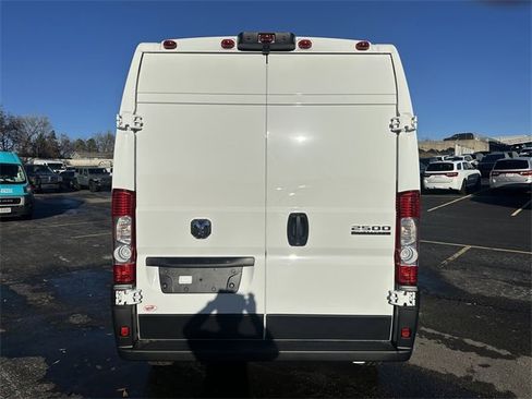 Used 2025 RAM ProMaster 2500 image 7