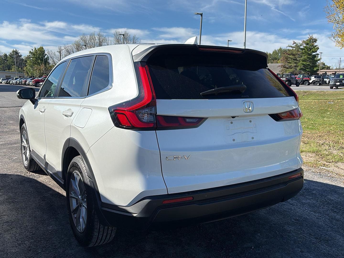 Used 2023 Honda CR-V EX-L image 4