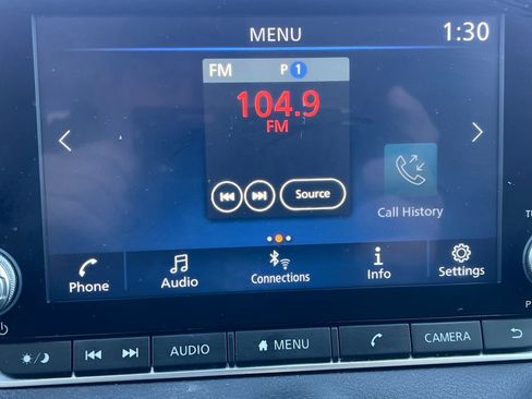 Used 2022 Nissan Sentra SV image 40