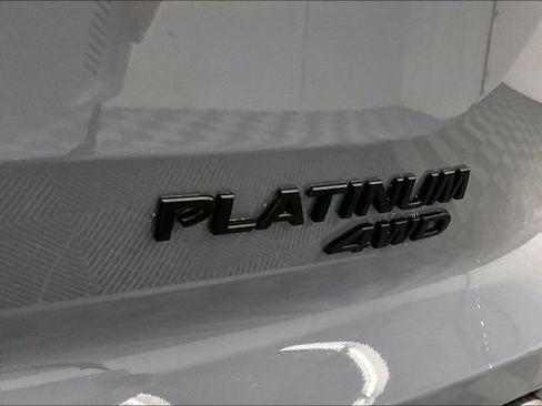 New 2025 Nissan Pathfinder Platinum w/ Lighting Package (N93) AWD/4WD image 19