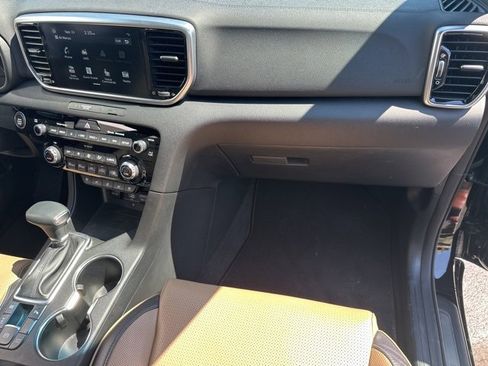 Used 2021 Kia Sportage SX image 40