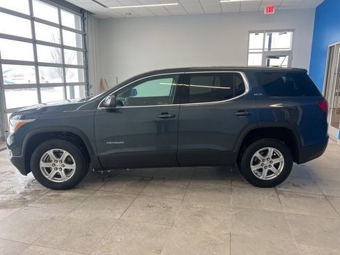 Used 2019 GMC Acadia SLE w/ LPO, Floor Liner Package image 8