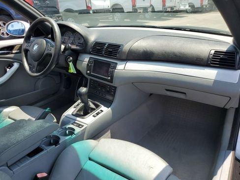 Used 2005 BMW M3 Coupe RWD image 26
