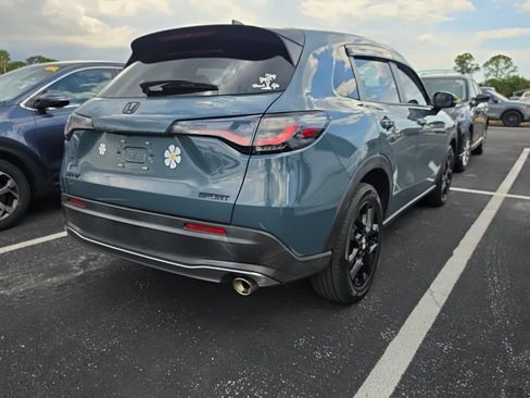 Used 2024 Honda HR-V Sport image 16
