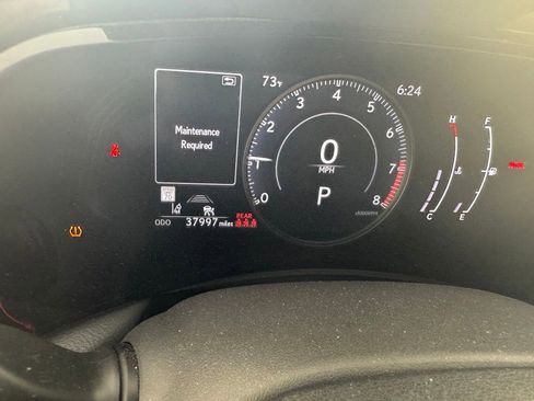 Used 2024 Lexus NX 250 FWD w/ Towing Package (2000 Lbs) image 4