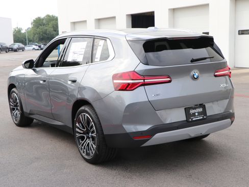 Used 2025 BMW X3 xDrive30i w/ Premium Package image 13
