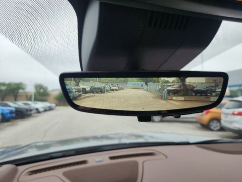 Used 2023 Chevrolet Tahoe High Country image 13