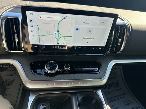 New 2025 Ford Expedition Tremor image 9