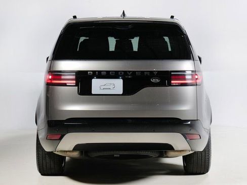 Used 2023 Land Rover Discovery S R-Dynamic image 7