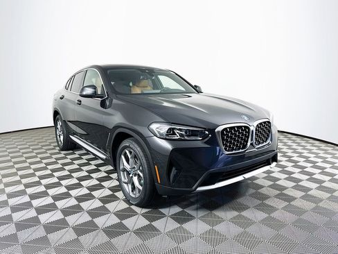 Used 2025 BMW X4 xDrive30i w/ Premium Package image 1