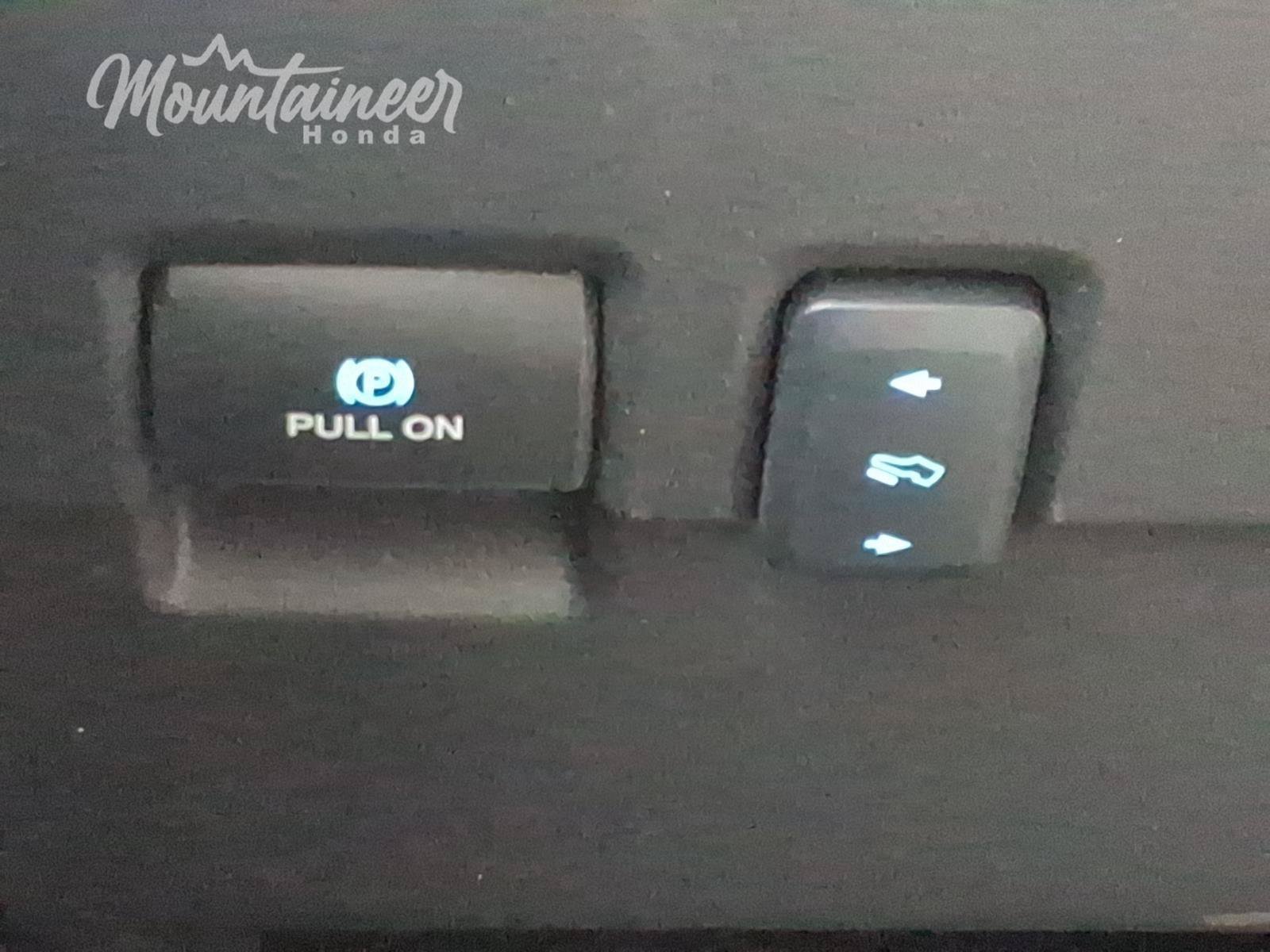 Used 2026 Ford F250 Lariat AWD/4WD image 32